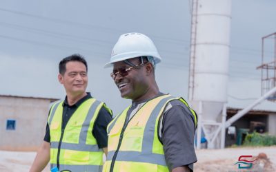 Visite du PDG du Groupe Guicopres et de ses partenaires sur les chantiers de logements sociaux à Sonfonia et du complexe immobilier de Kinsi à Nongo